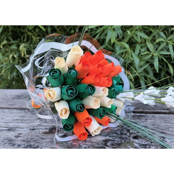 3 Dozen Irish Flag Saint Patty Day Flower Bouquet The Original Wooden Rose - Picture 5 of 8